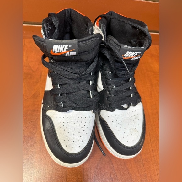 Nike Air Jordan Retro Black White Orange Sneakers - Picture 7 of 10